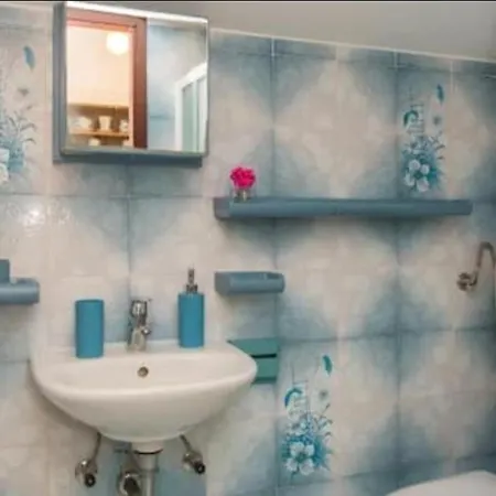 Tomisha Apartment Dolac